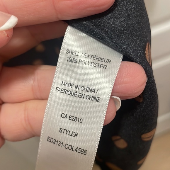 Beautiful soft blouse - Picture 3 of 4